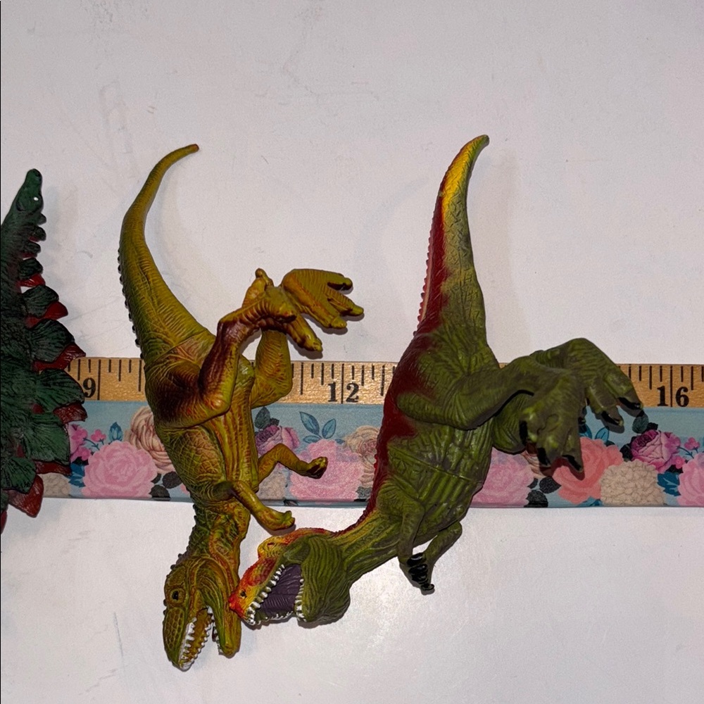 Jurassic Park Dinosaur Toys R Us Dinosaur VTG Dinosaur Toy Set - Multi - Picture 6 of 12